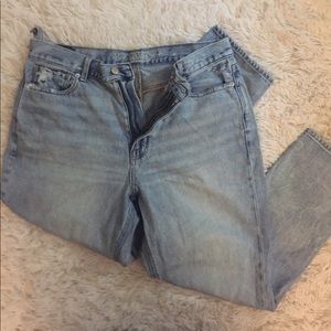 American Eagle Mom Jeans